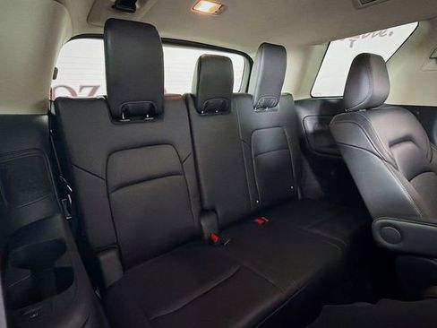 Used 2024 Nissan Pathfinder SL w/ SL Premium Package FWD image 33