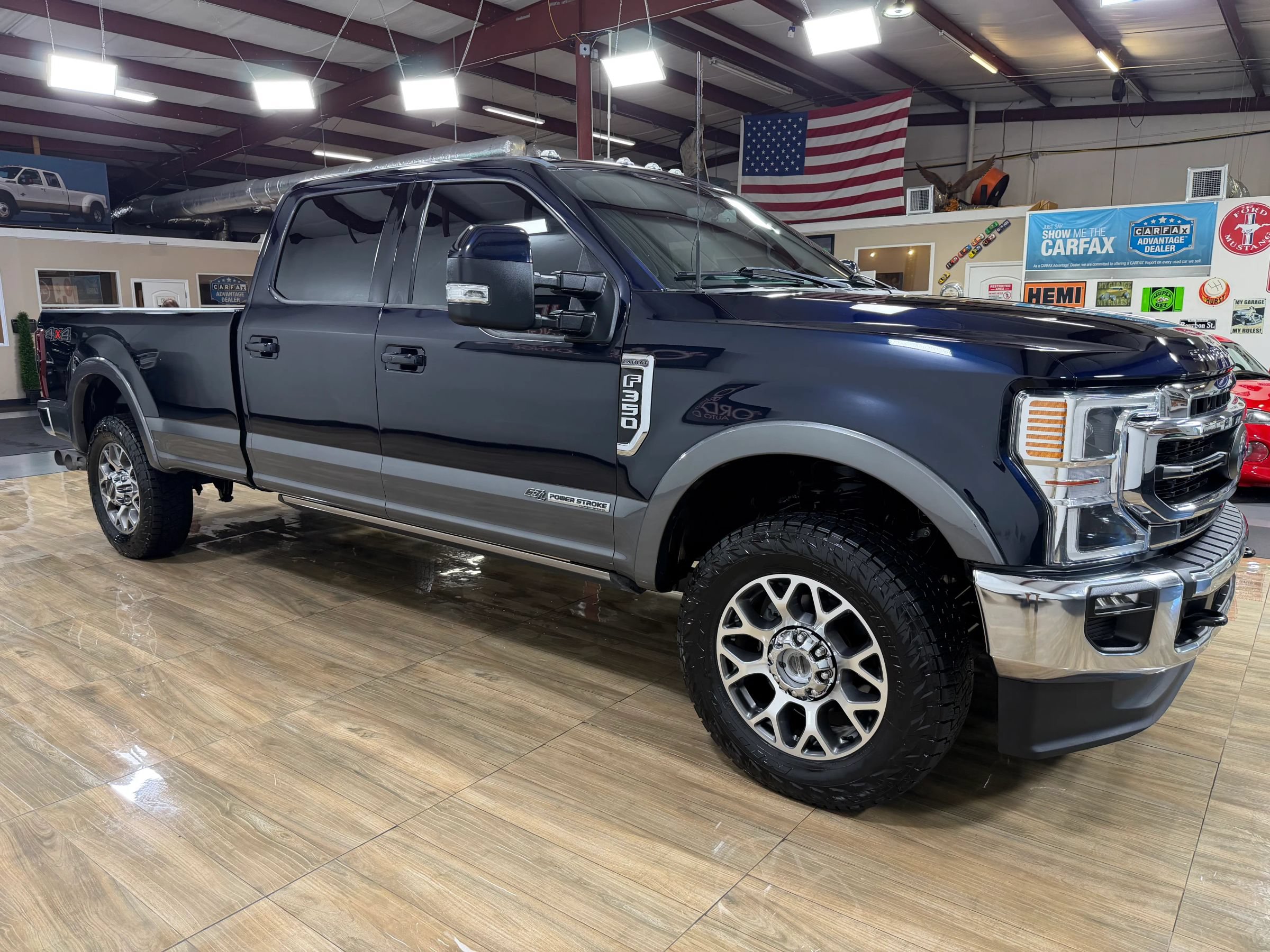 Used 2022 Ford F350 Lariat w/ Lariat Ultimate Package AWD/4WD image 4