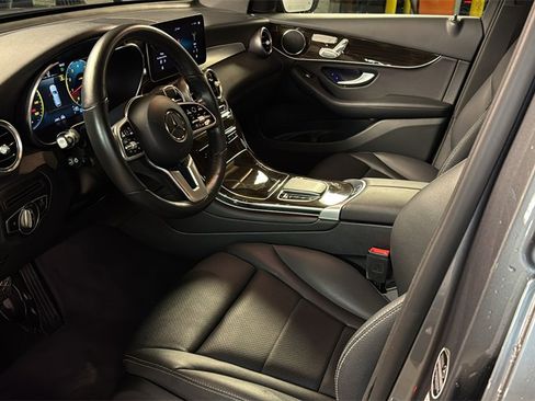 Used 2022 Mercedes-Benz GLC 300 4MATIC image 25