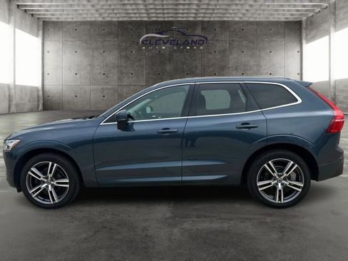 Used 2018 Volvo XC60 T5 Momentum w/ Convenience Package AWD/4WD image 6