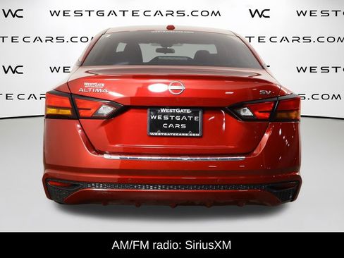Used 2023 Nissan Altima 2.5 SV image 4