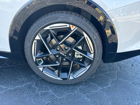 New 2025 Kia K4 GT-Line image 19