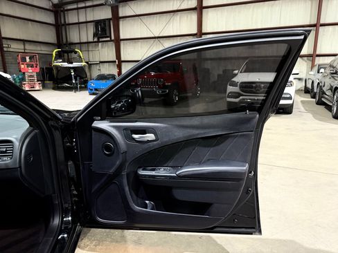 Used 2016 Dodge Charger R/T w/ Blacktop Package RWD image 24