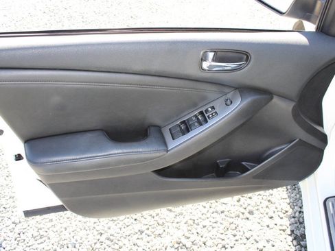 Used 2010 Nissan Altima 2.5 SL w/ SL Pkg image 21