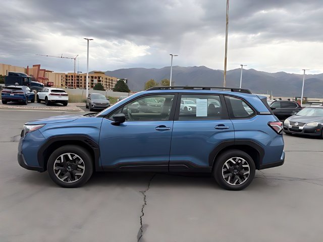 Used 2025 Subaru Forester w/ Convenience Package #1 AWD/4WD image 6