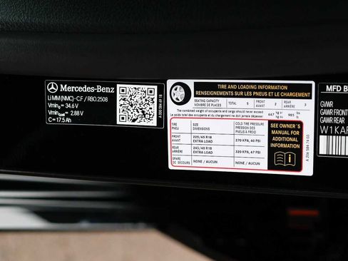 Used 2026 Mercedes-Benz C 300 4MATIC Sedan image 40