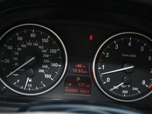 Used 2008 BMW 328i Convertible RWD image 17