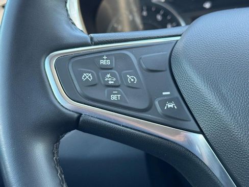 Used 2024 Chevrolet Equinox LT w/ Driver Convenience Package AWD/4WD image 16
