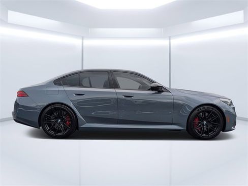 Used 2026 BMW M5 Base w/ Executive Package image 2