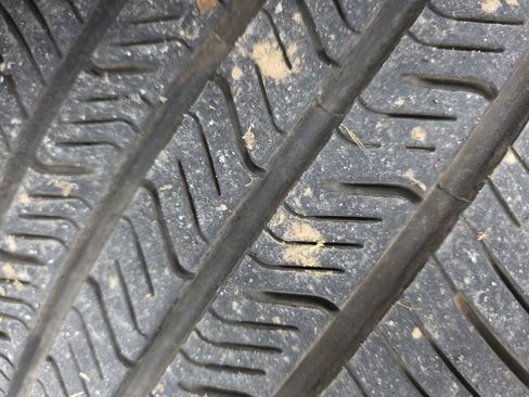 Used 2023 Nissan Pathfinder SV w/ Black Appearance Package image 52