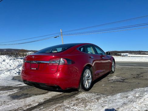 Used 2018 Tesla Model S 75D image 10