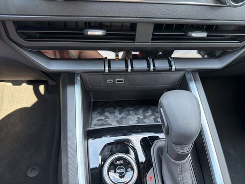 New 2025 Chevrolet Colorado Trail Boss w/ Midnight Edition image 19