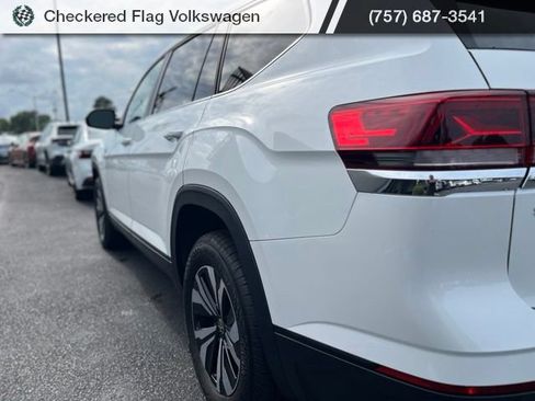 Used 2026 Volkswagen Atlas SE AWD/4WD image 8