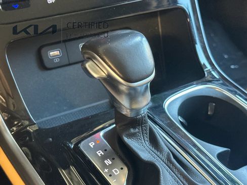 Certified 2024 Kia Carnival EX FWD image 24