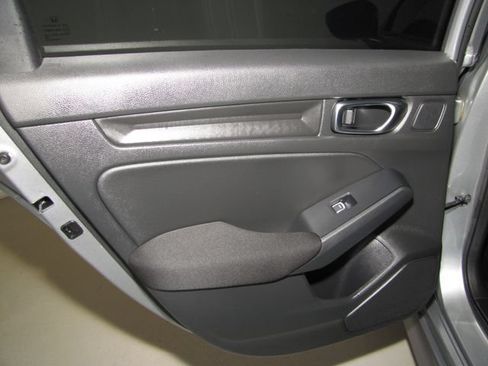 Certified 2025 Honda Civic Sport image 14