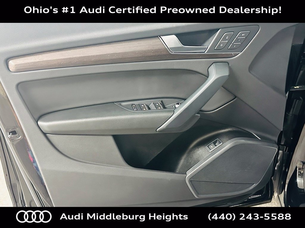 Used 2023 Audi Q5 2.0T Premium w/ Convenience Package AWD/4WD image 30