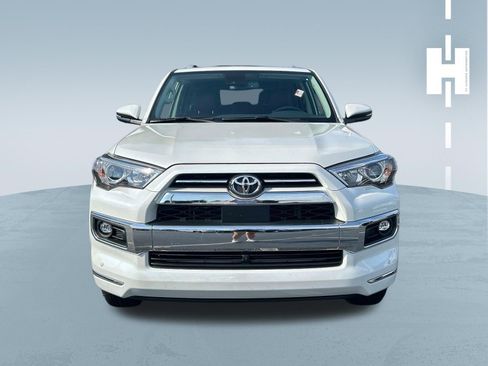 Used 2024 Toyota 4Runner Limited AWD/4WD image 2