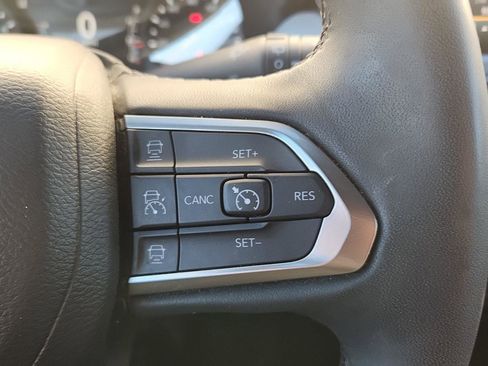 Used 2023 Jeep Compass Limited AWD/4WD image 15
