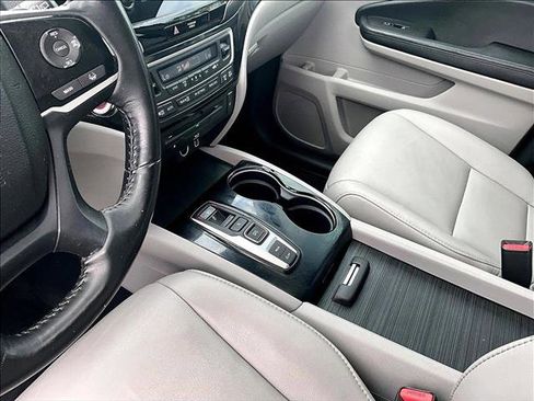 Used 2019 Honda Pilot Touring image 15