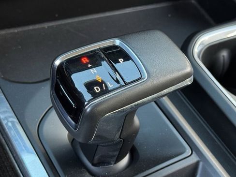 Used 2022 Chevrolet Silverado 1500 RST w/ Z71 Off-Road Package image 21