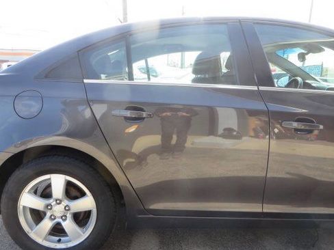 Used 2014 Chevrolet Cruze LT image 22