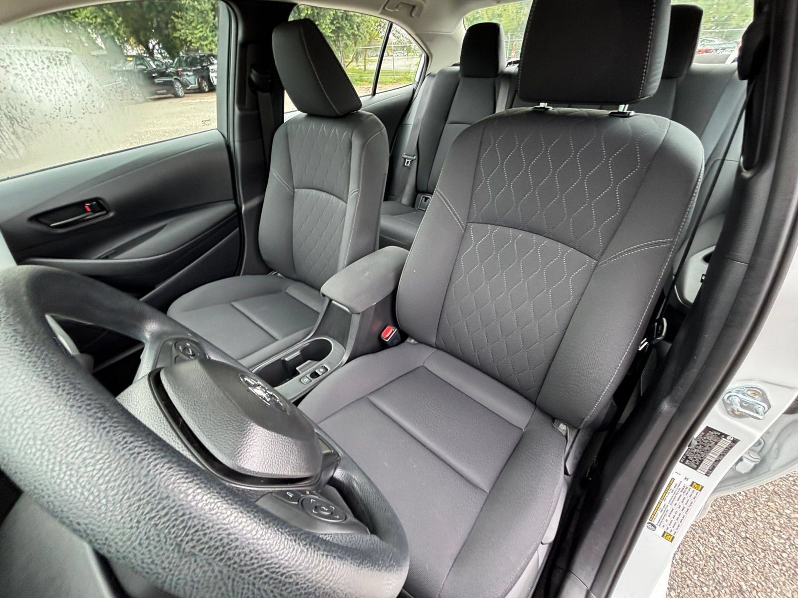 Used 2025 Toyota Corolla LE FWD image 34