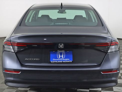 Certified 2025 Honda Accord SE image 5