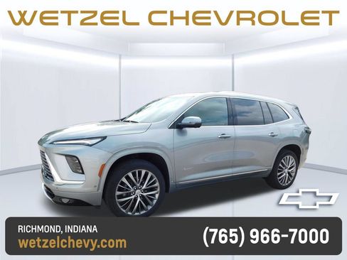 Used 2025 Buick Enclave Avenir w/ Super Cruise Package AWD/4WD image 7