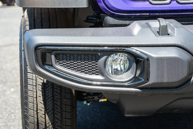New 2026 Jeep Gladiator Sport AWD/4WD image 30
