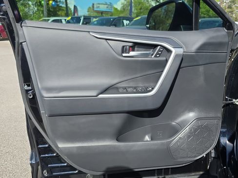 Used 2025 Toyota RAV4 Limited w/ Advanced Technology Package FWD image 18