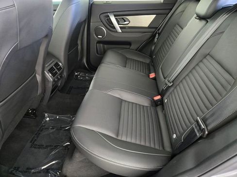 Used 2024 Land Rover Discovery Sport Dynamic SE AWD/4WD image 5
