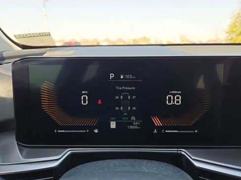 Used 2024 Kia Sorento EX w/ Panoramic Sunroof Package image 32