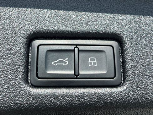 Used 2025 Audi Q5 Premium Plus AWD/4WD image 16