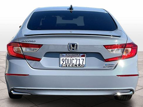 Used 2022 Honda Accord Sport image 7
