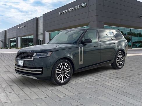 Used 2024 Land Rover Range Rover Long Wheelbase SE AWD/4WD image 1
