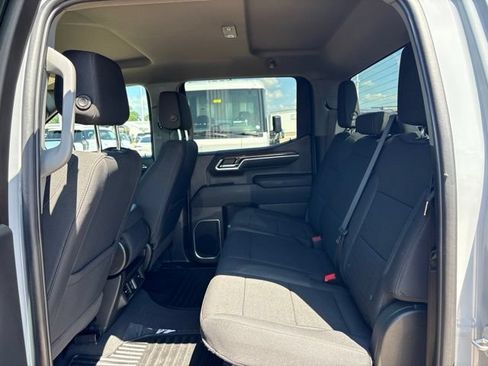 Used 2024 Chevrolet Silverado 1500 LT AWD/4WD image 33