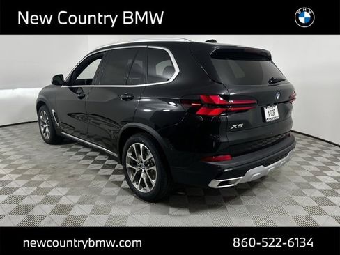 New 2026 BMW X5 xDrive40i w/ Climate Comfort Package image 5