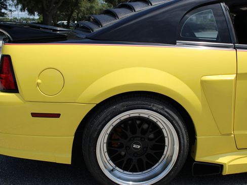 Used 2001 Ford Mustang GT RWD image 34