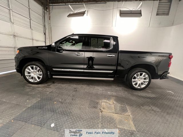 Used 2026 Chevrolet Silverado 1500 High Country w/ High Country Premium Package AWD/4WD image 4