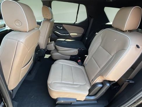 Used 2023 Chevrolet Traverse Premier w/ LPO, Cargo Package AWD/4WD image 20
