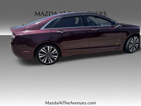 Used 2017 Lincoln MKZ Reserve w/ Luxury Package FWD image 23