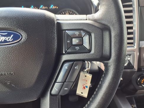 Used 2020 Ford F150 XLT w/ Equipment Group 302A Luxury AWD/4WD image 19