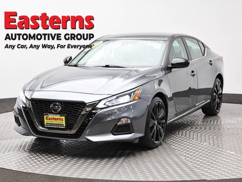 Used 2019 Nissan Altima 2.5 SR AWD/4WD image 1