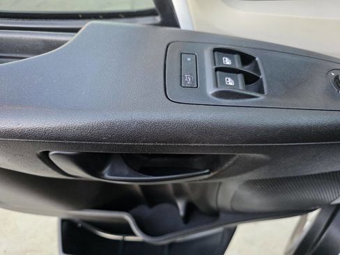 Used 2021 RAM ProMaster 2500 image 10