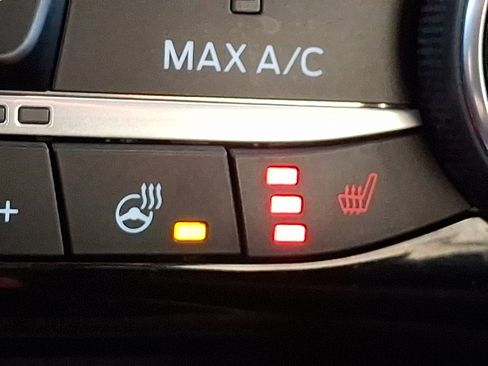 Certified 2022 Ford Escape SEL image 22