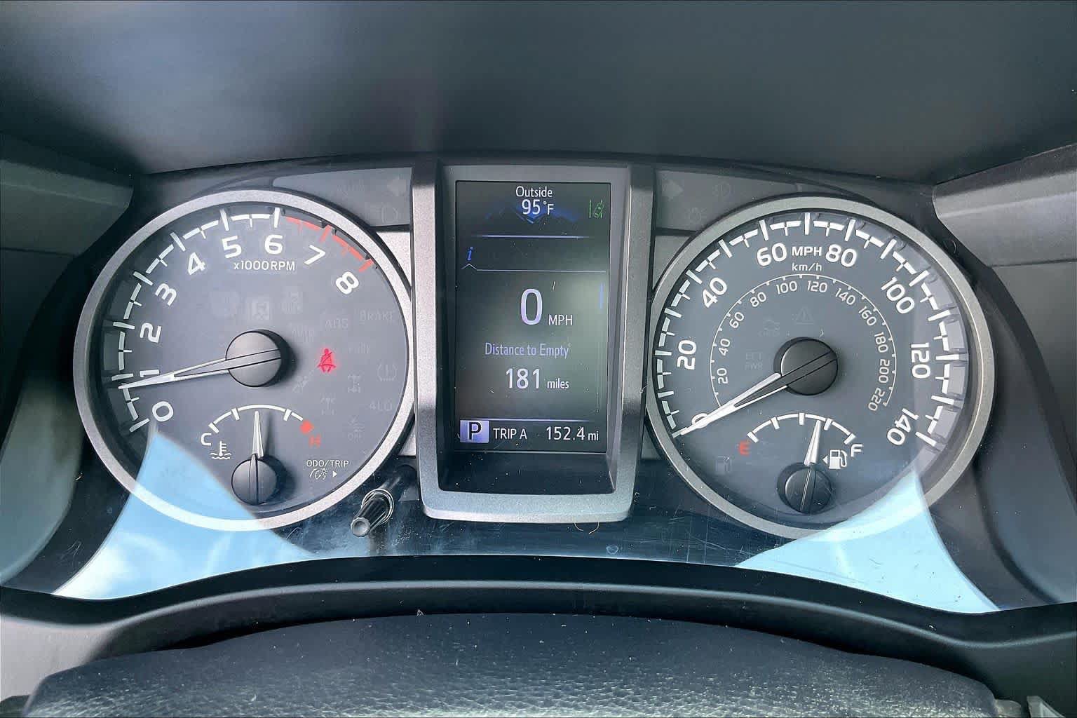 Used 2018 Toyota Tacoma TRD Sport w/ Technology Package RWD image 24