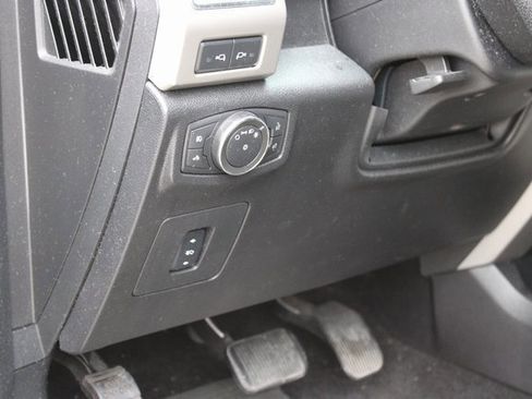 Used 2016 Ford F150 Lariat w/ Equipment Group 501A Mid image 24