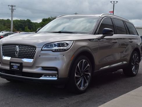 Used 2020 Lincoln Aviator Reserve w/ Equipment Group 202A AWD/4WD image 15