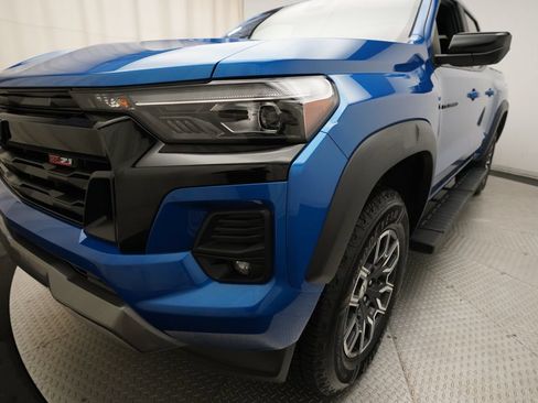 Used 2024 Chevrolet Colorado Z71 w/ Z71 Convenience Package 2 AWD/4WD image 21