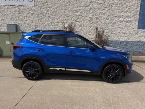 Used 2023 Kia Seltos Nightfall Edition AWD/4WD image 2